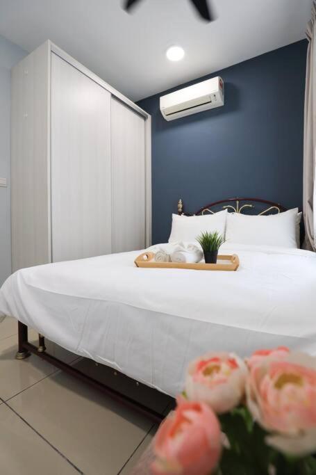 Apartment Solstice Duplex By Ec Cyberjaya